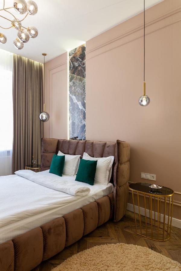 Leogrand Apartments On Tamanska 6 Lviv Extérieur photo